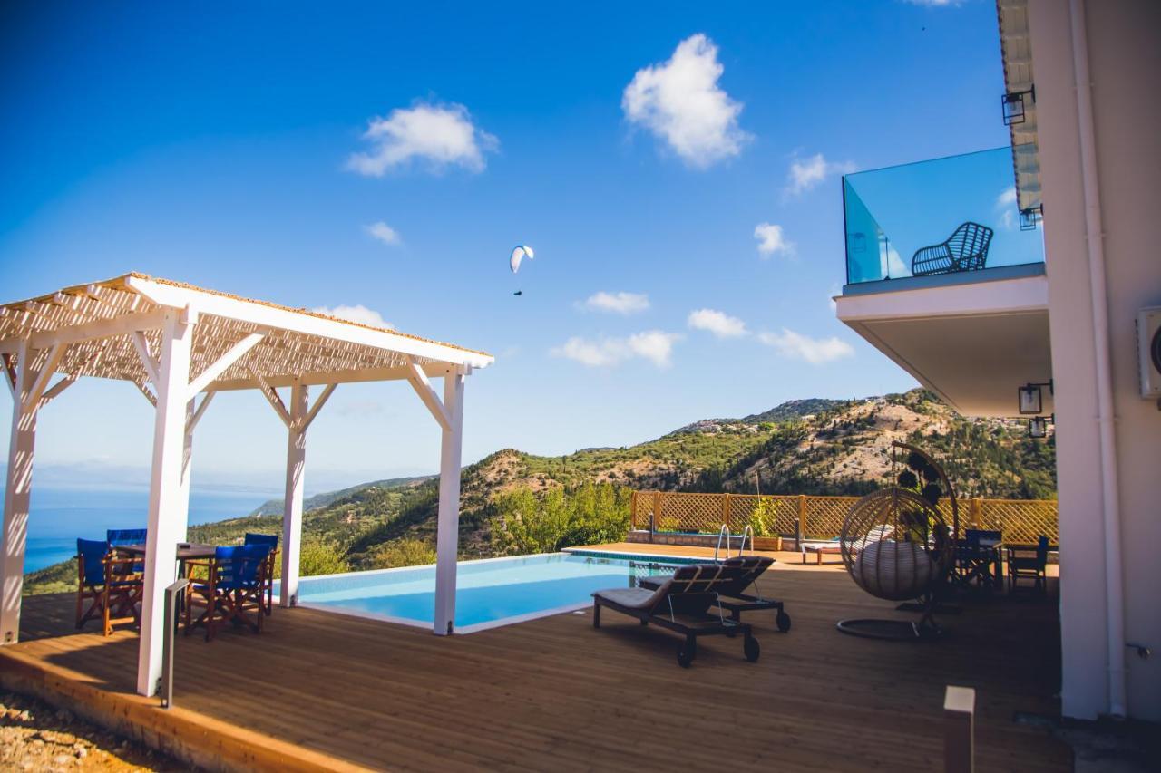 Villa Fabiana Kalamitsi  Exterior photo